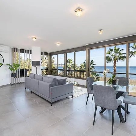 Mediterraneo Beach Apartment In Malaga By Solaga Holiday Homes Buitenkant foto
